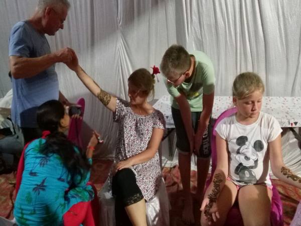 Foreigner couple marriage again in Uttar Pradesh