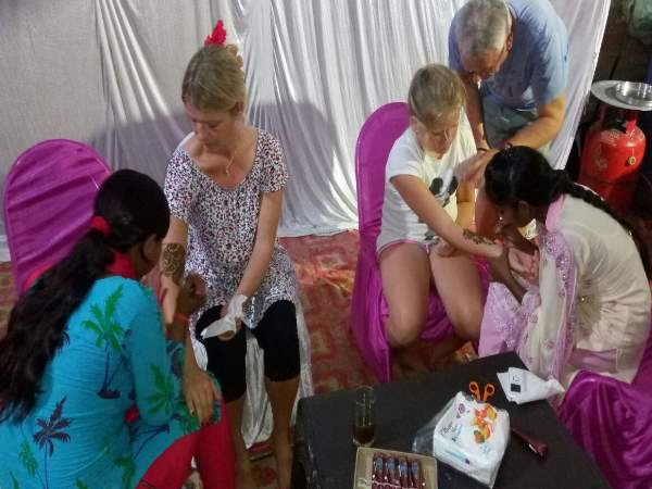 Foreigner couple marriage again in Uttar Pradesh