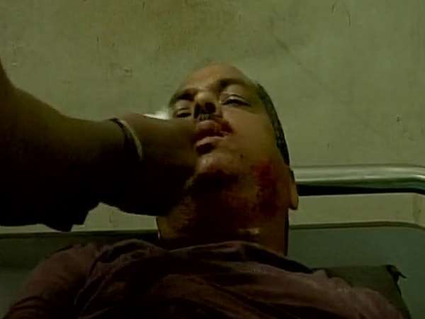 समाचार चैनल के पत्रकार को धारदार हथियार से मारा