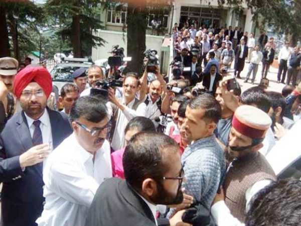  High Court give two weeks to CBI for solve Kotkhai Gangrape/Murder case