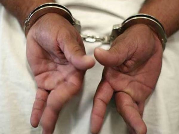 'मैं ईमानदार अफसर' 'मैं ईमानदार अफसर'