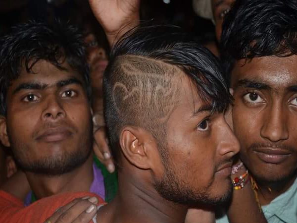 PICs: लालू का सामने आया फैन तेजस्वी हो गए एक्साइटेड