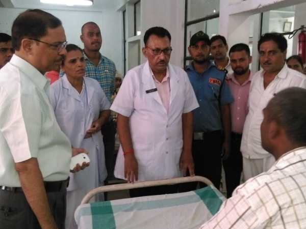 खबर का असर, दवाई जलाने के मामले में प्रमुख अधीक्षक सस्पेंड