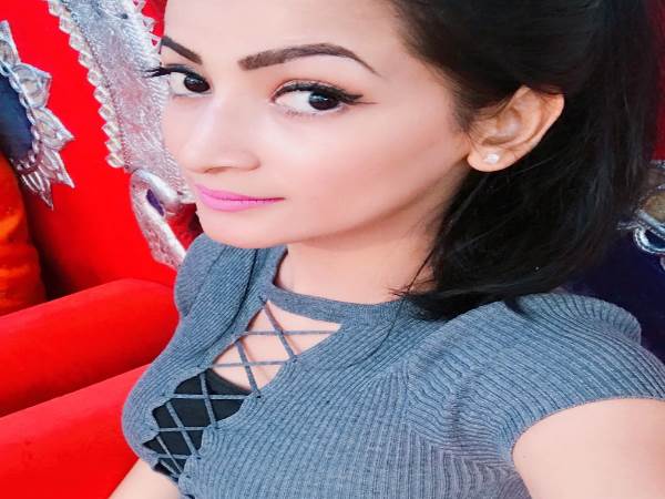 PICs: नेहा ने जीता मिस उत्तराखंड का खिताब, जल्द आएंगी टीवी पर नजर PICs: नेहा ने जीता मिस उत्तराखंड का खिताब, जल्द आएंगी टीवी पर नजर