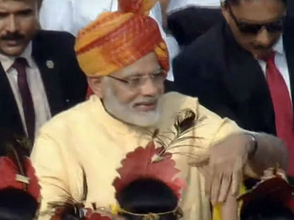 पीएम मोदी ने निभाया पल