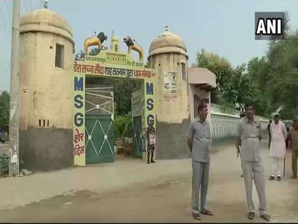 राम रहीम LIVE: 28 अगस्त को हेलिकॉप्टर से रोहतक जेल जज जाएंगे सजा सुनाने