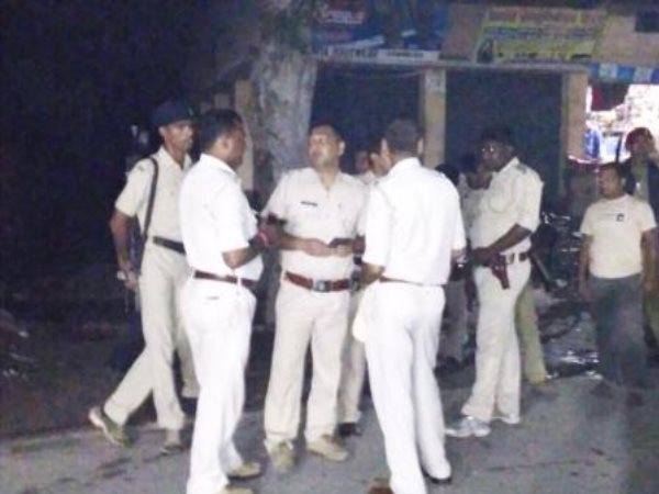 सुशील मोदी के काफिले पर हुए हमले में 100 लोगों के खिलाफ FIR