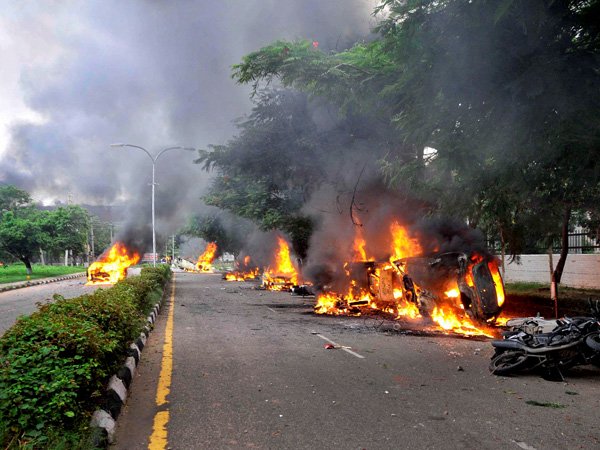 डेरा विवाद को डोकलाम से जोड़ा तो होगा नुकसान डेरा विवाद को डोकलाम से जोड़ा तो होगा नुकसान