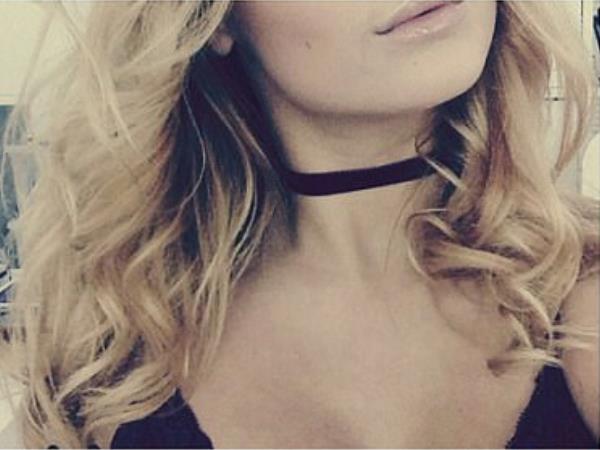 नकली ग्राहक बनकर गई थी पुलिस