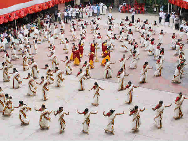  प्रजा सुखी है 