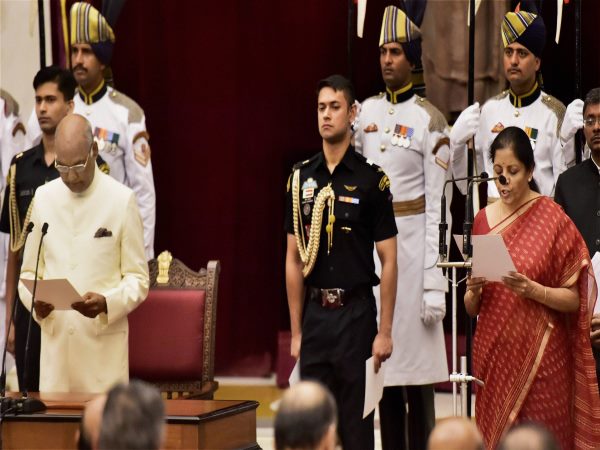 ऐसे आई थीं पार्टी में