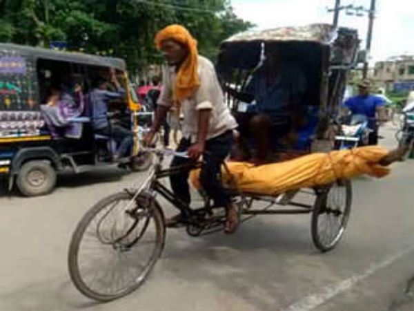 ट्रेन से कट कर हो गई थी बेटे की मौत