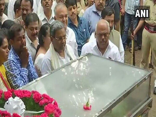 गौरी के भाई 