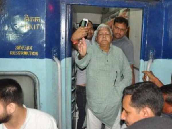 ट्रेन से पहुंचे भागलपुर ट्रेन से पहुंचे भागलपुर