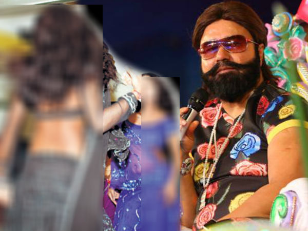 खास ड्रेस में लड़कियों से करवाता था मुजरा