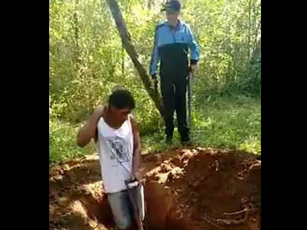 Cousins forced to dig their own graves at gunpoint shot and set on fire Cousins forced to dig their own graves at gunpoint shot and set on fire