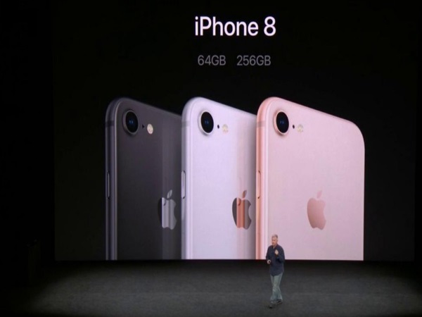  कैमरे पर ज्यादा फोकस