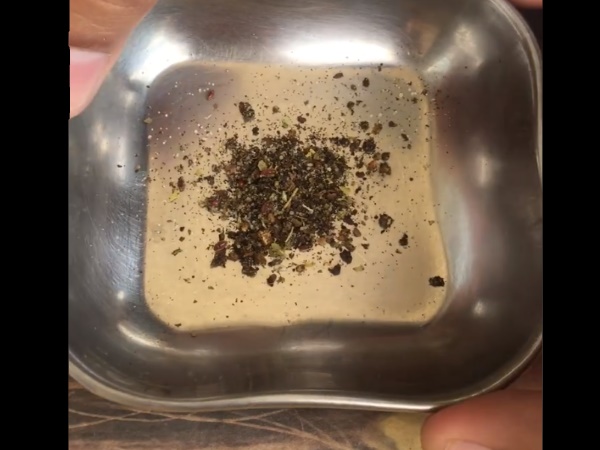 डॉमिनोज ने मांगी राहुल से माफी डॉमिनोज ने मांगी राहुल से माफी