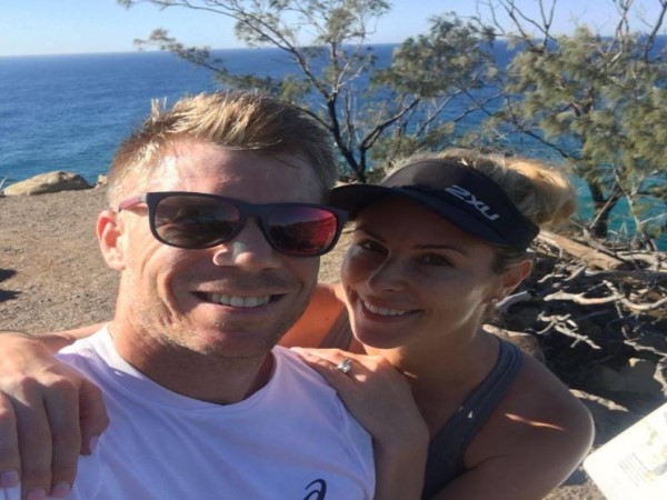 वार्नर रहते हैं व्यस्त