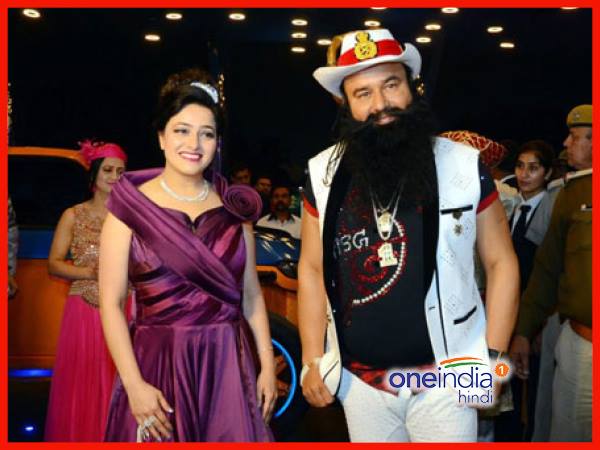 आईफोन के बिना नहीं जाते थे बाबा