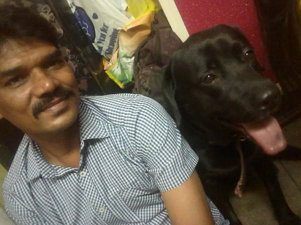 घर पर कुत्ता करता है दरोगा का इंतजार