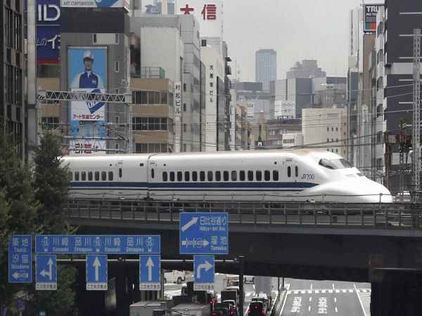 किस-किस को मिलेगी बुलेट ट्रेन?