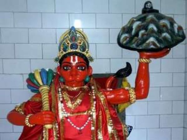 हनुमान को हटने का आदेश