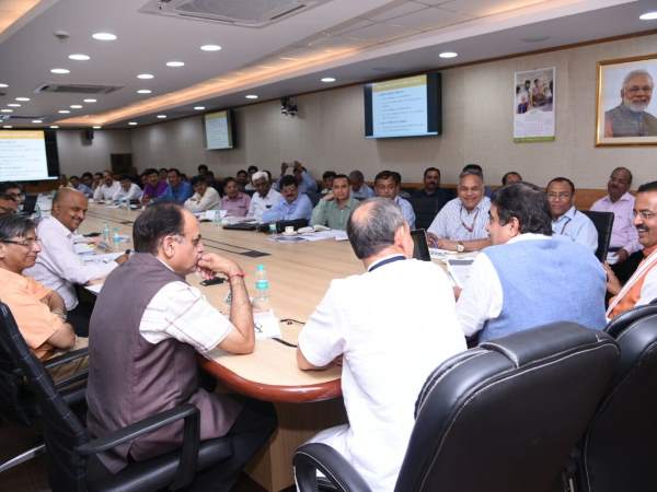 आ सकता है बाहरी 