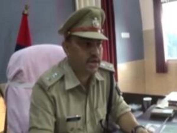 नई लड़की लाने का किया था वादा नई लड़की लाने का किया था वादा