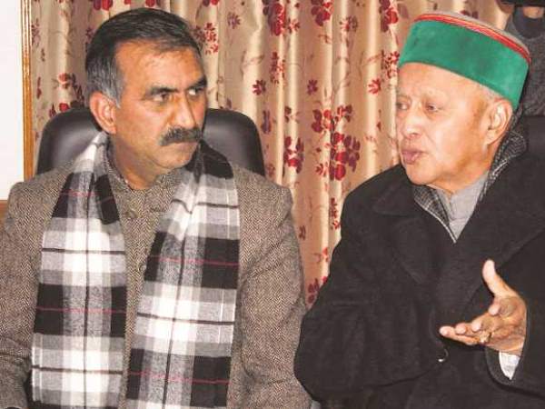 अपनी ही पार्टी को कोस रहे वीरभद्र