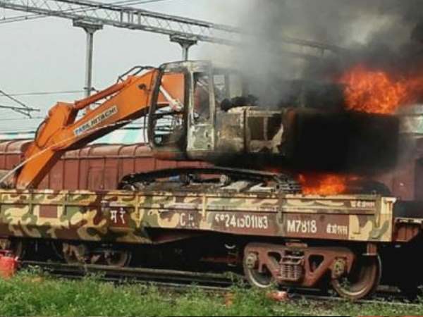 रेल परिचालन में आई बाधा