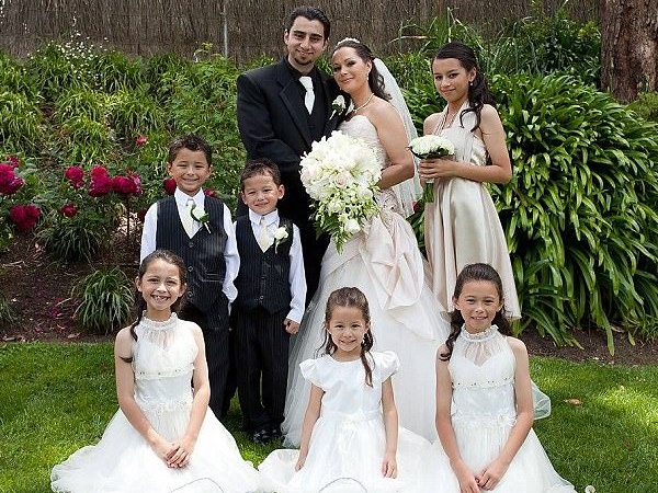 6 बच्चों के बाद की शादी 6 बच्चों के बाद की शादी