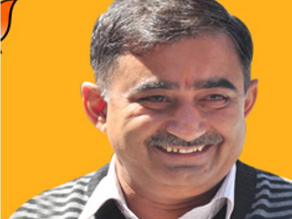 विजय अगिनहोत्री ने तय कि या वकालत से राजनिति में आने तक का सफर 