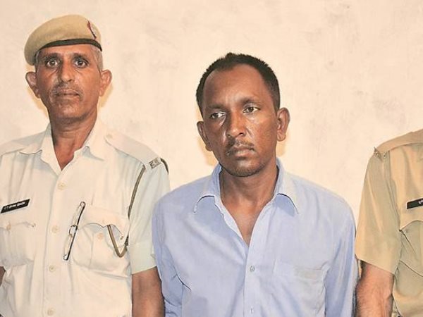 अशोक के वकील ने किए ये खुलासे 