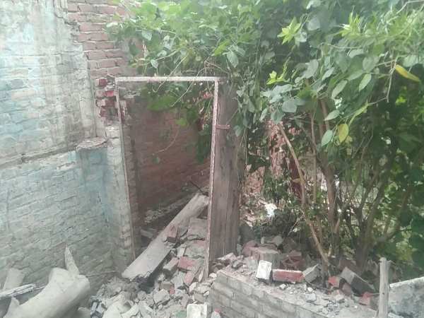 10 साल पहले ली थी जमीन