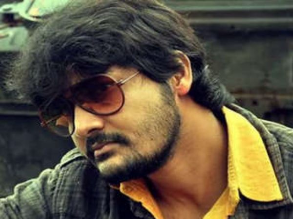 हीरोइन को नेता ने हड़काया