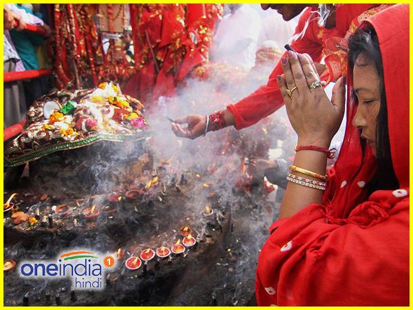 सोलह श्रृंगार का सामान भी होता है शुभ