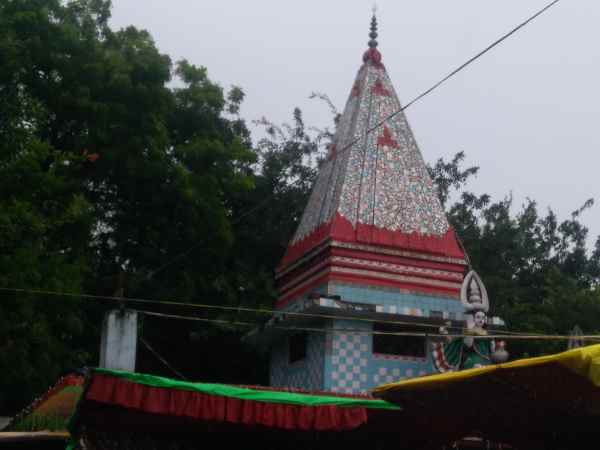 मरीमाता का भव्य मंदिर