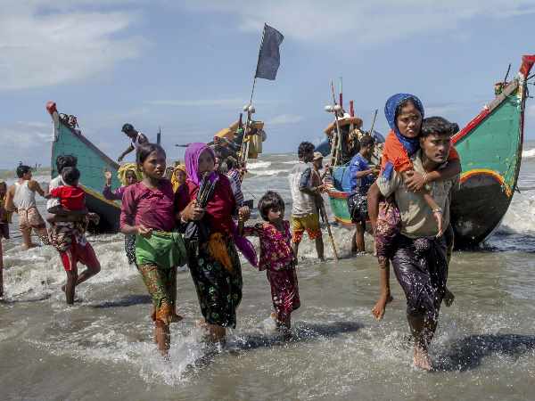 बांग्लादेश सरकार ने किया मदद का वादा