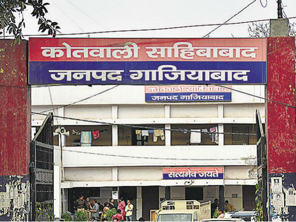 हत्‍या के बाद हुआ अहसास तो कर दिया सरेंडर