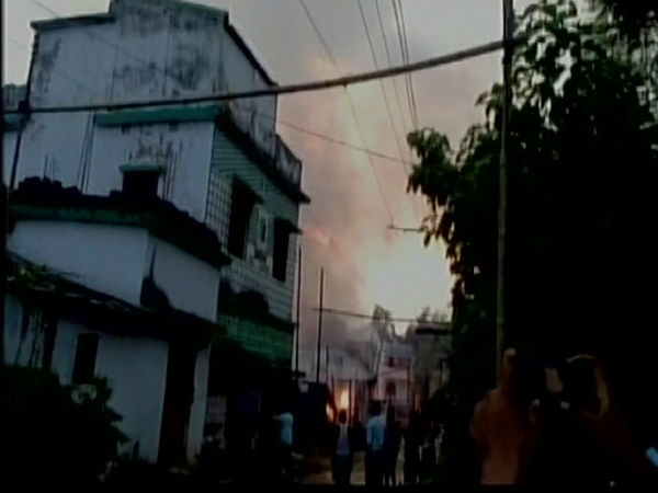 मृतकों के परिजनों को 2-2 लाख मुआवजे की बात