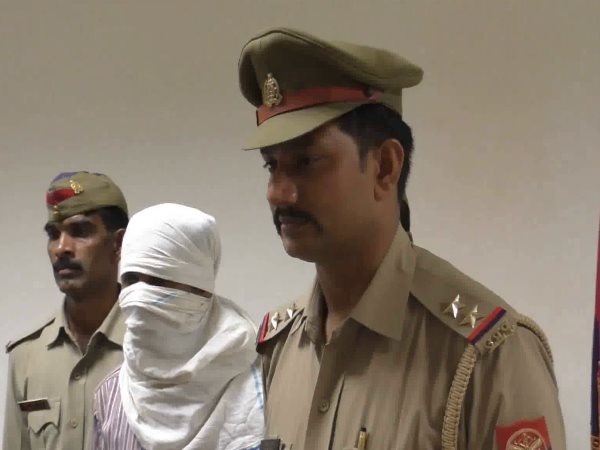 पुलिस ने किया खुलासा पुलिस ने किया खुलासा