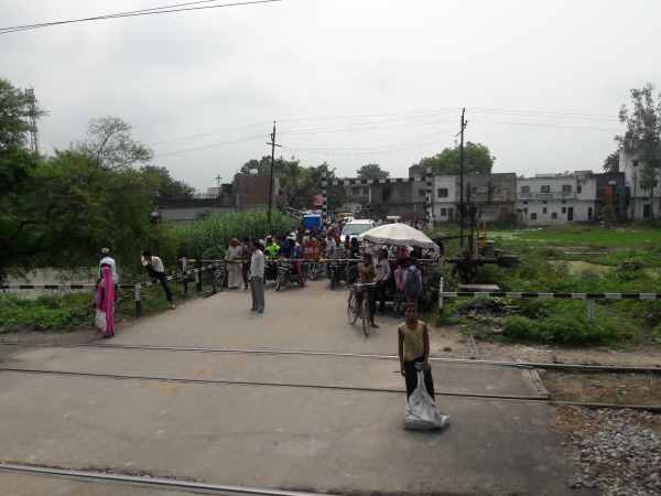 इंजन में हुई तकनीकी खराबी