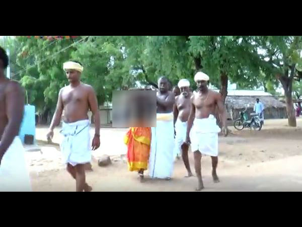  दो हफ्तों तक टॉपलेस