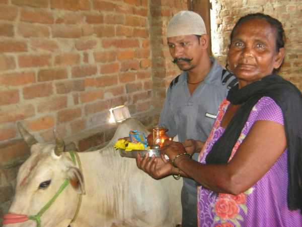 'सलमान के खूंटे में बंधी गाय ही मां दुर्गा