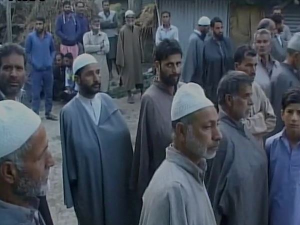 आतंकियों के खिलाफ कार्रवाई से दिख रही बौखलाहट