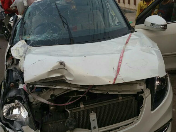 घर की चौखट पर परिवार ने दम तोड़ा