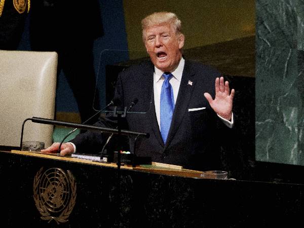 देखिए किसने कहा, डोनाल्ड ट्रंप और ISIS में कोई फर्क नहीं देखिए किसने कहा, डोनाल्ड ट्रंप और ISIS में कोई फर्क नहीं