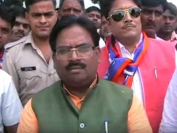  Apna Dal MLA comment on MP Dimple Yadav in Kannauj