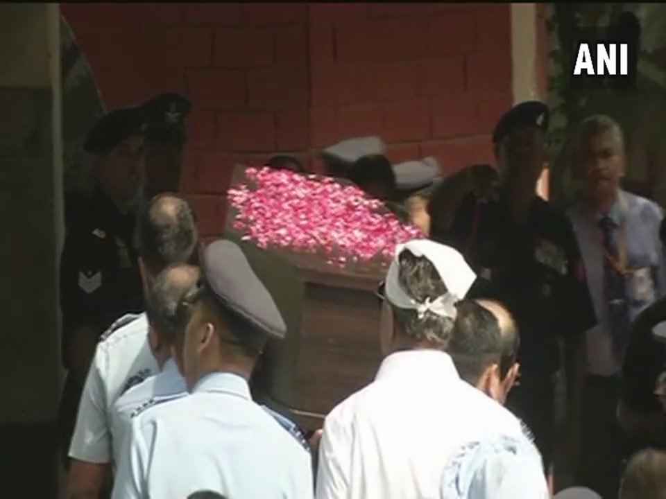 LIVE: देश नम आंखों से दे रहा है Marshal of Air Force Arjan Singh को अंतिम विदाई